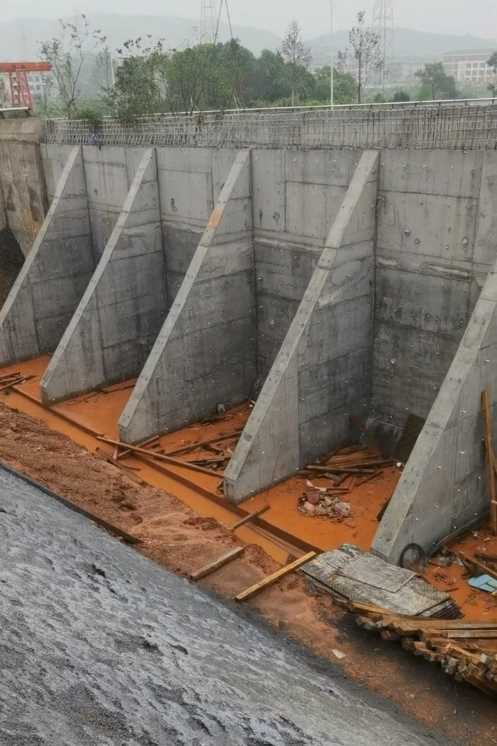 新乡原阳县锚杆式挡土墙